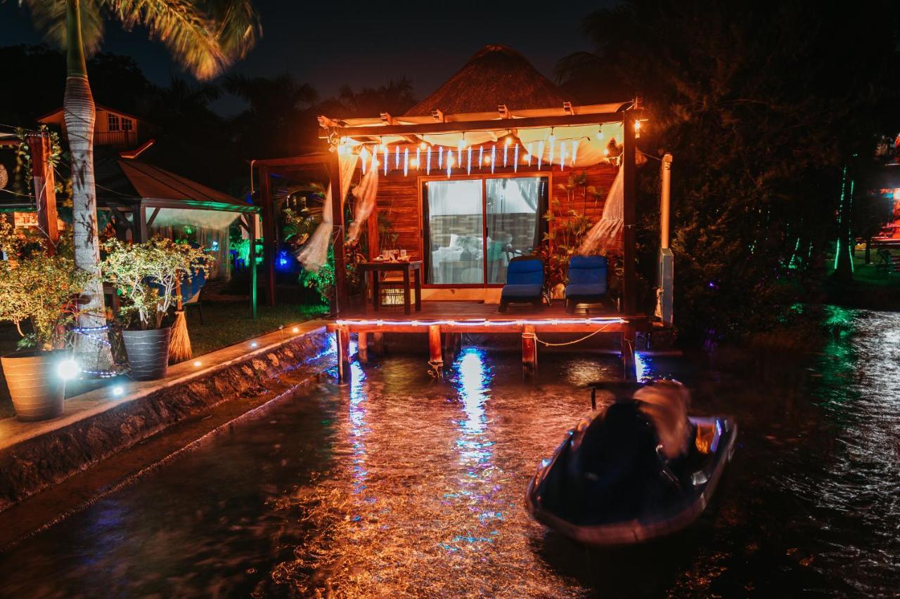 Blue Bird Hotel Bacalar Exterior photo