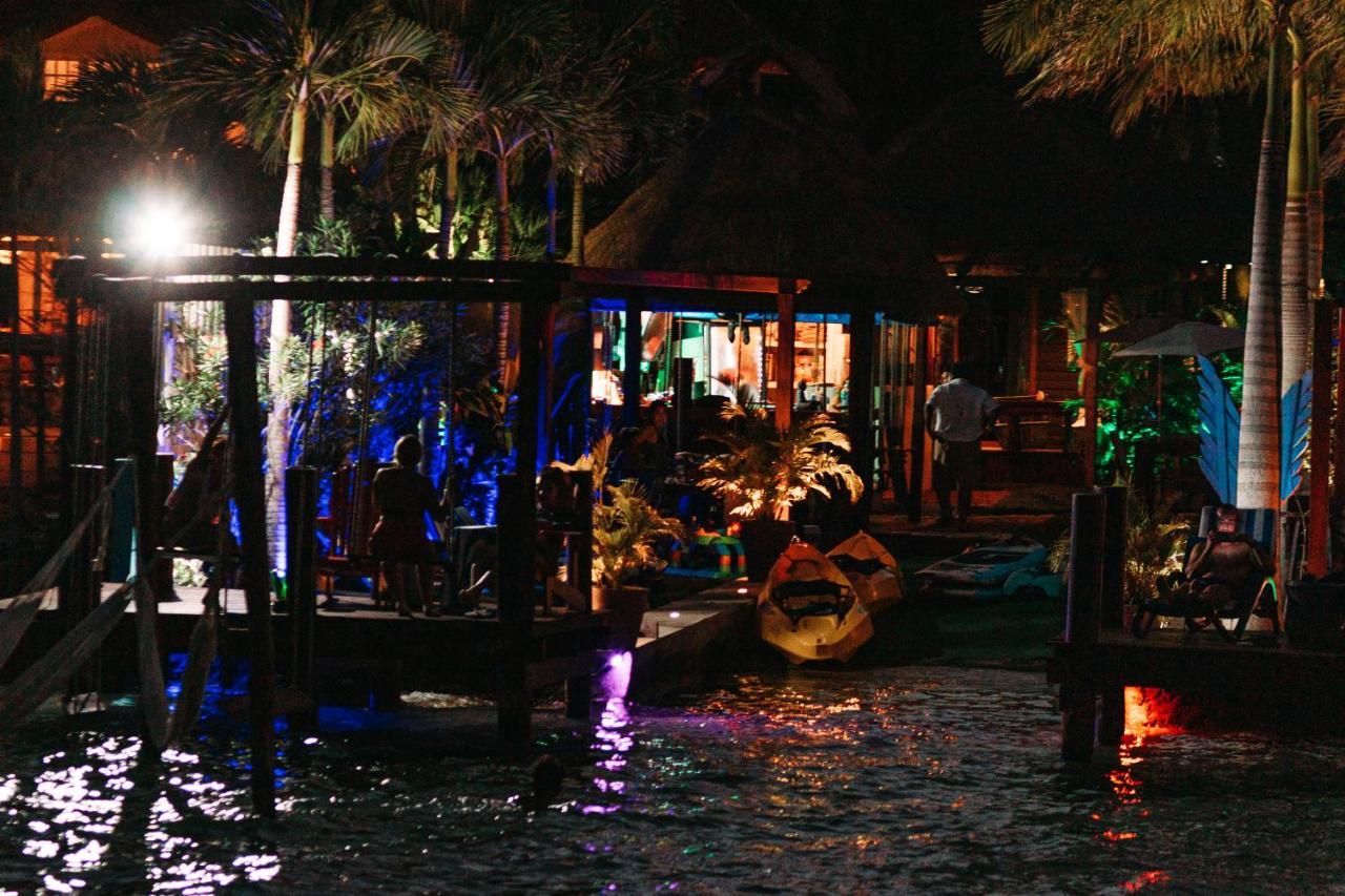 Blue Bird Hotel Bacalar Exterior photo